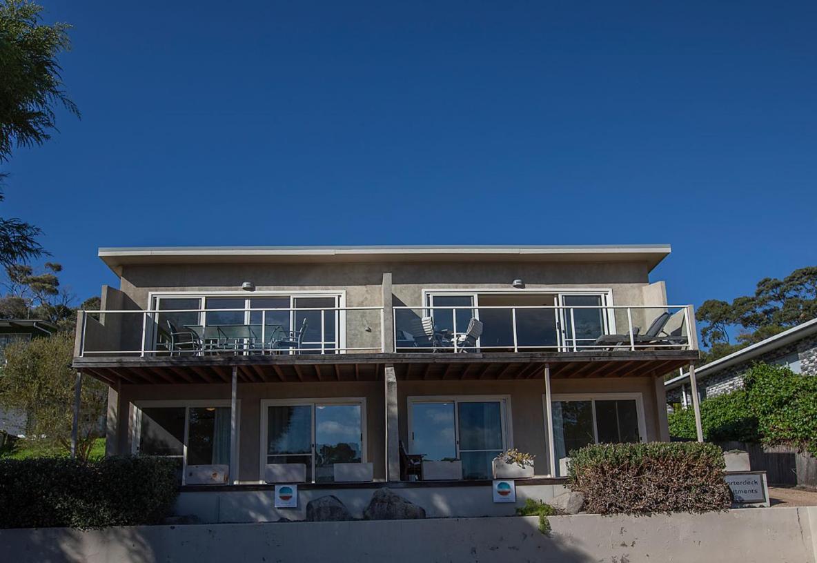 Quarterdeck Apartment Binalong Bay Exterior foto